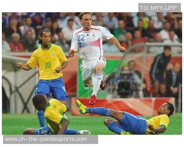 2002年世界杯决赛巴西与德国主力阵容全面解析与精彩瞬间回顾 2002年世界杯决赛巴西与德国主力阵容全面解析与精彩瞬间回顾